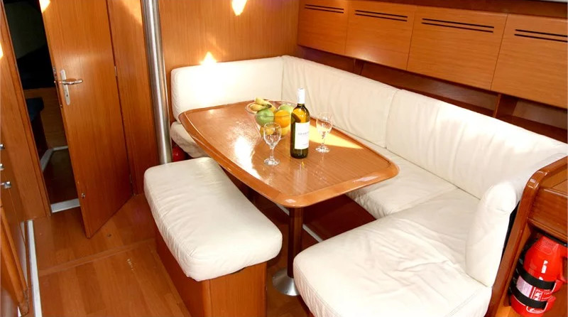 Beneteau Cyclades 43.3