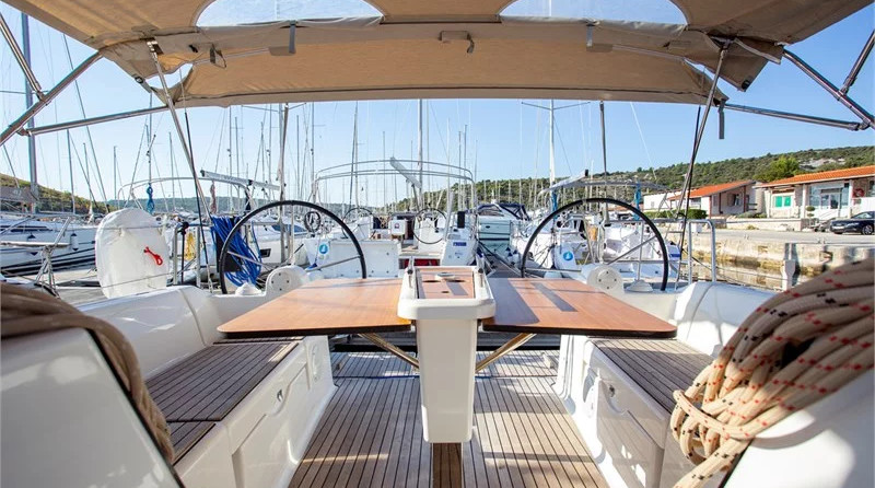 Dufour 382 Grand Large (3Cab)