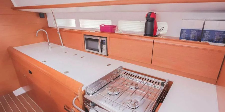 Bavaria Cruiser 51
