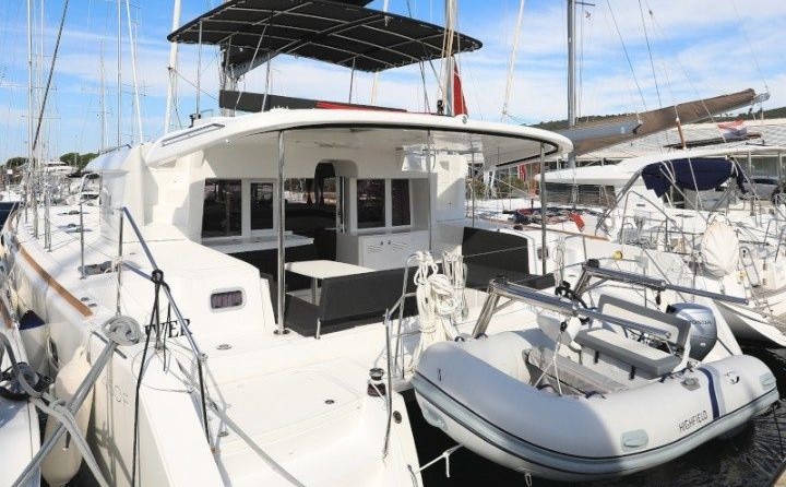 Lagoon 450 F