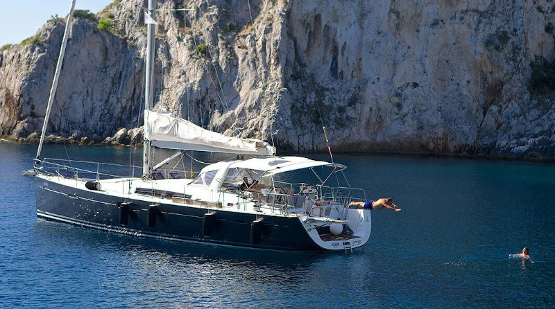 Beneteau Oceanis 58