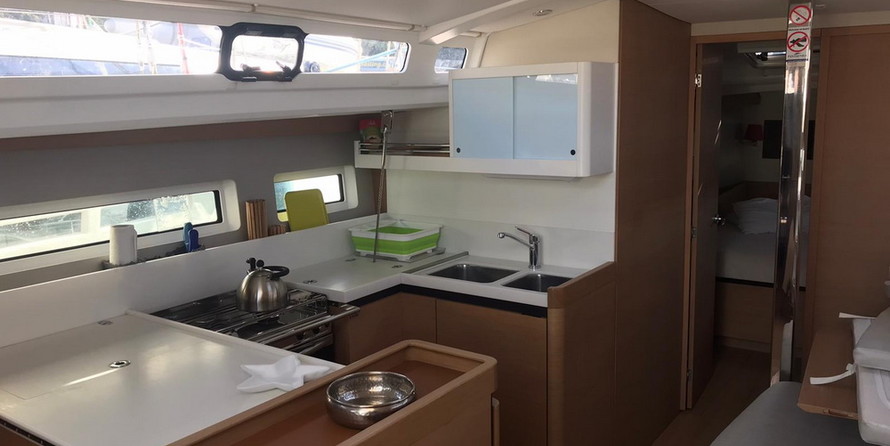 Jeanneau Sun Odyssey 440