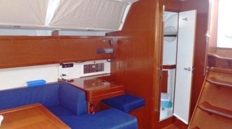 Oceanis 50