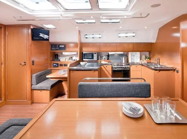 Bavaria Cruiser 50