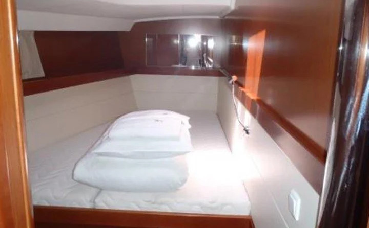 Oceanis 50 - 5 + 1 cab.