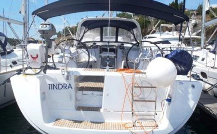 Oceanis 50 - 5 + 1 cab.