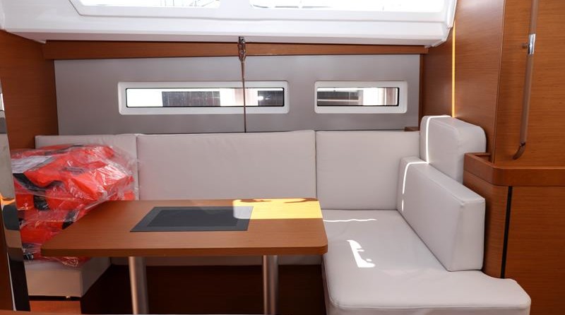 Jeanneau Sun Odyssey 440