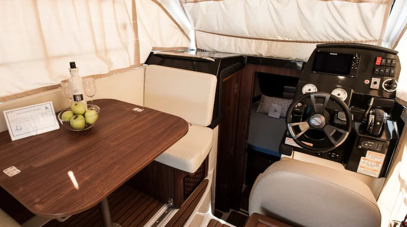 Quicksilver Activ 855 Weekend