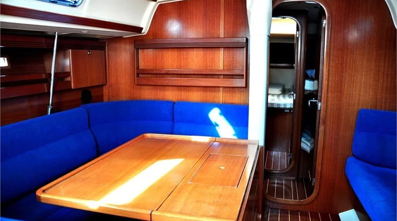 Dufour 44 Performance