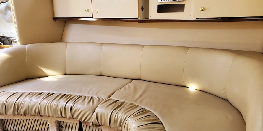 Sea Ray 330 Sundancer