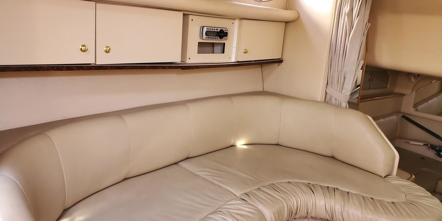 Sea Ray 330 Sundancer