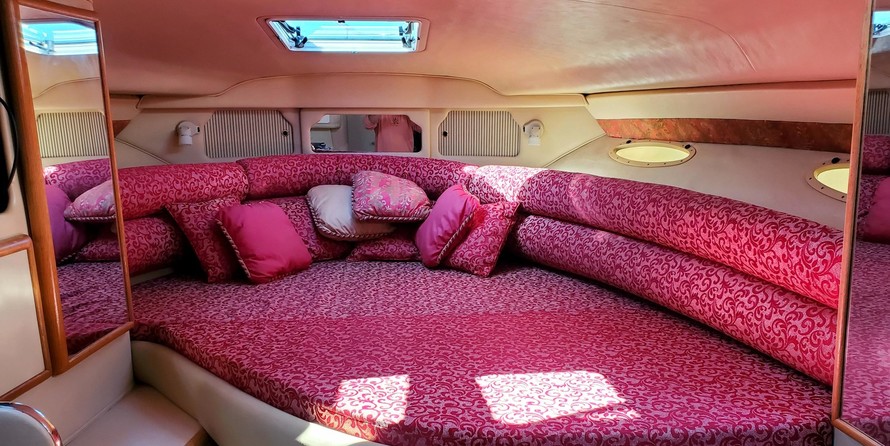 Sea Ray 330 Sundancer