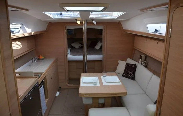 Dufour 382 GL