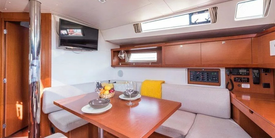 Oceanis 45