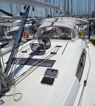Beneteau Oceanis 50 Family