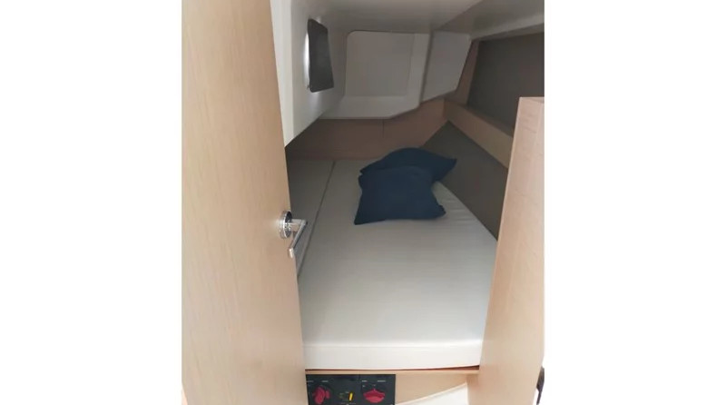 Beneteau Oceanis 30.1