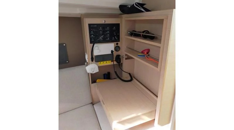 Beneteau Oceanis 30.1