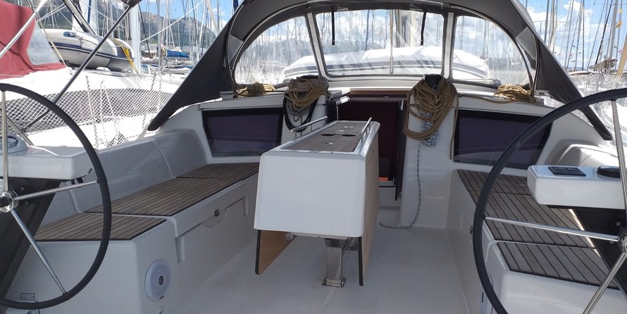 Dufour 430 Grand Large