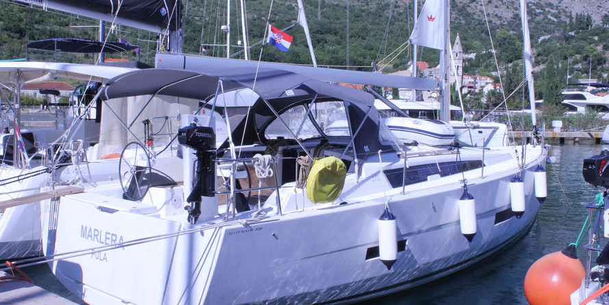 Dufour 430 Grand Large