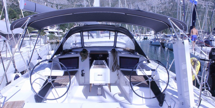 Dufour 430 Grand Large