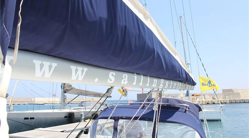 Beneteau Cyclades 43.3