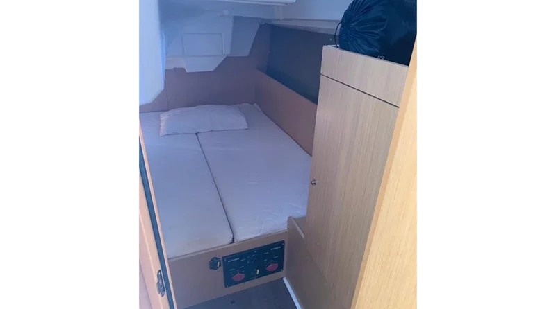 Beneteau Oceanis 35.1