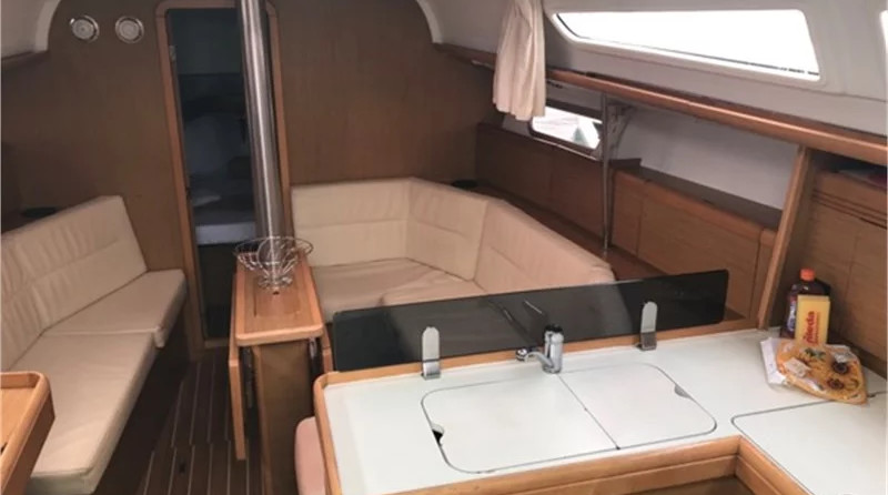 Sun Odyssey 36i (3Cab)