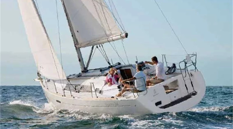 Beneteau Oceanis 34