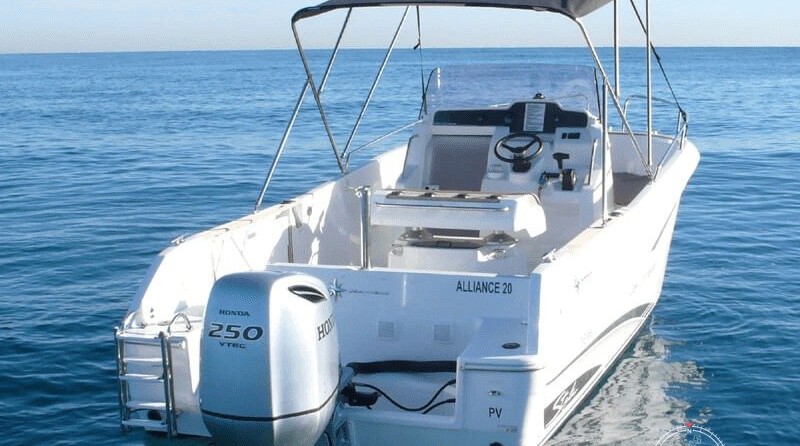 Jeanneau Cap Camarat 7.5 CC