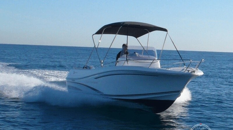 Jeanneau Cap Camarat 7.5 CC