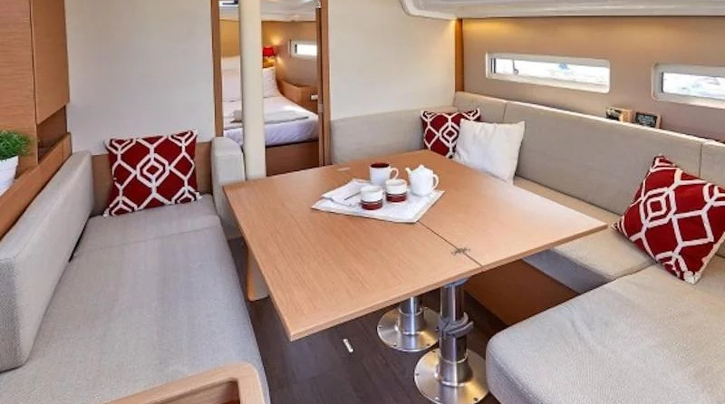 Jeanneau Sun Odyssey 410
