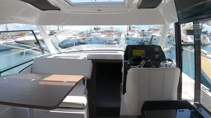 Beneteau Antares 9 OB