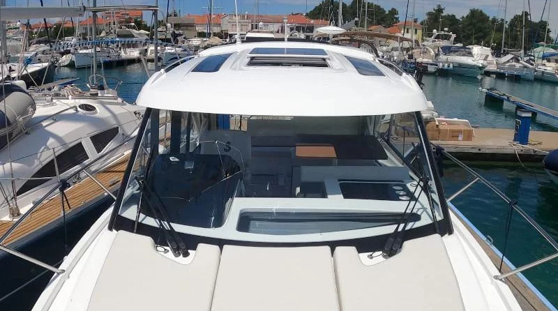 Beneteau Antares 9 OB