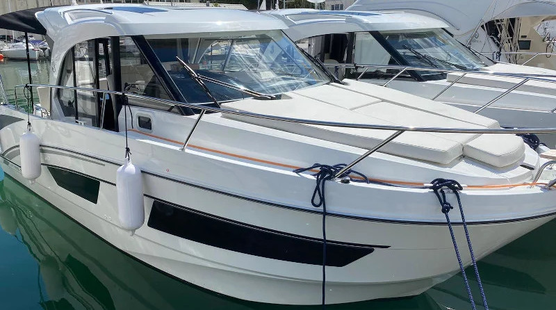 Beneteau Antares 9 OB
