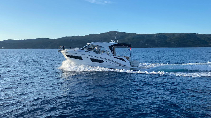 Beneteau Antares 9 OB