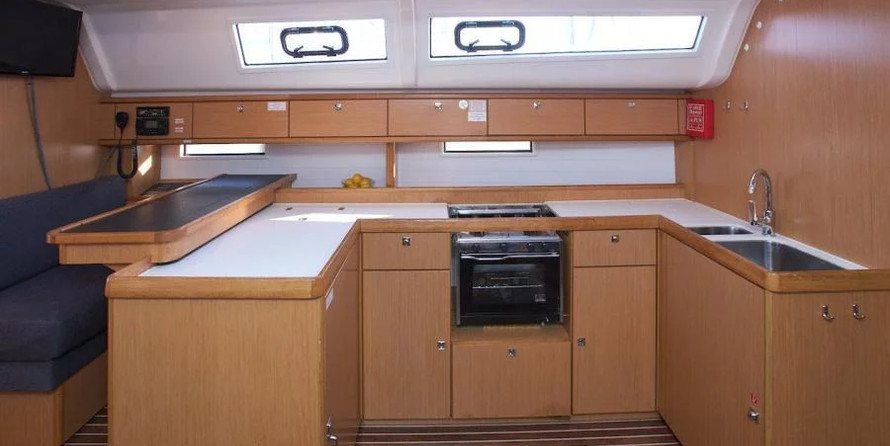 Bavaria Cruiser 51