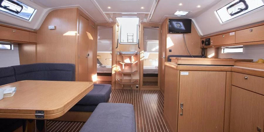Bavaria Cruiser 51