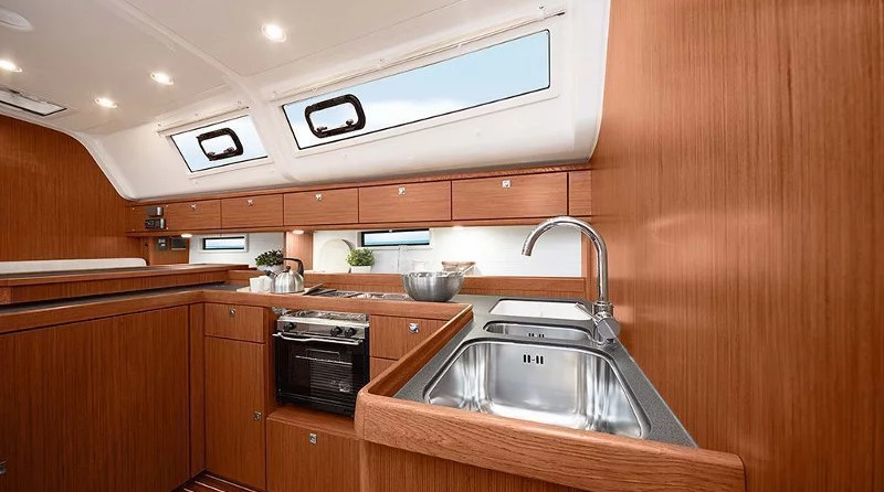 Bavaria Cruiser 51
