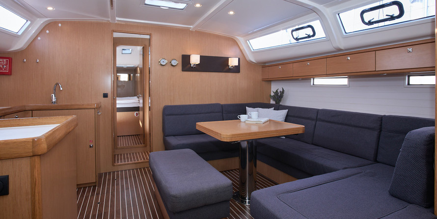 Bavaria Cruiser 51