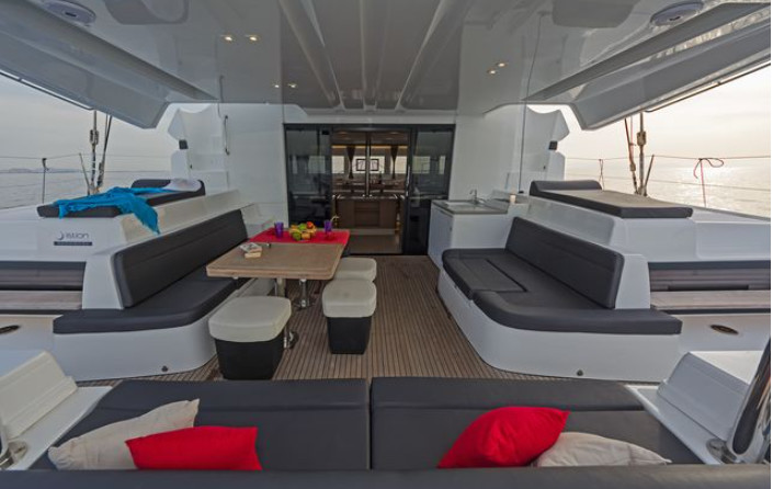Lagoon 50