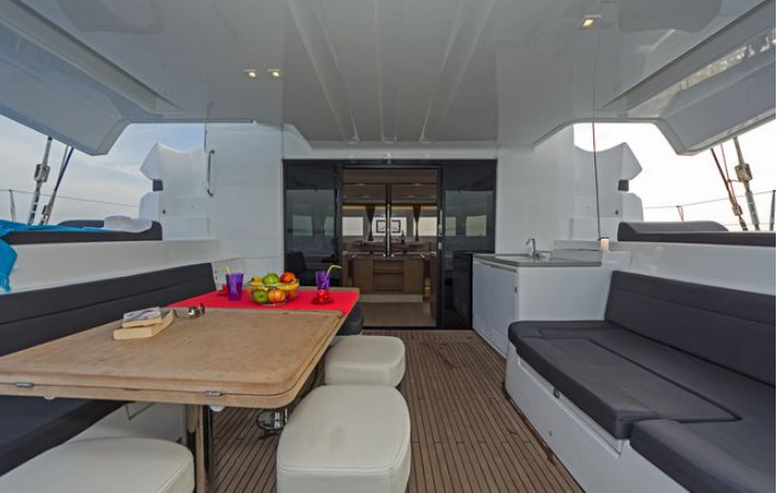 Lagoon 50