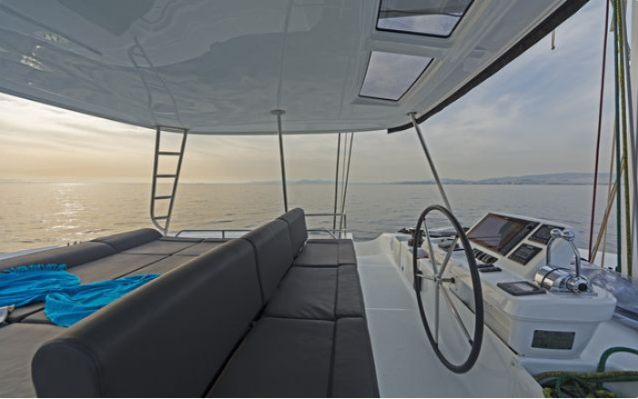 Lagoon 50