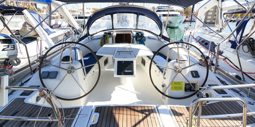 Beneteau Oceanis 43