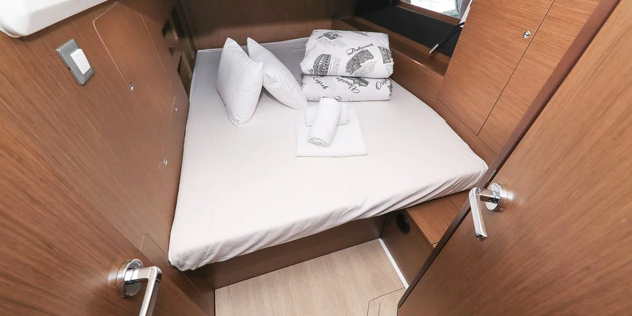 Beneteau Oceanis 46.1