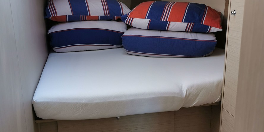 Beneteau Oceanis 46