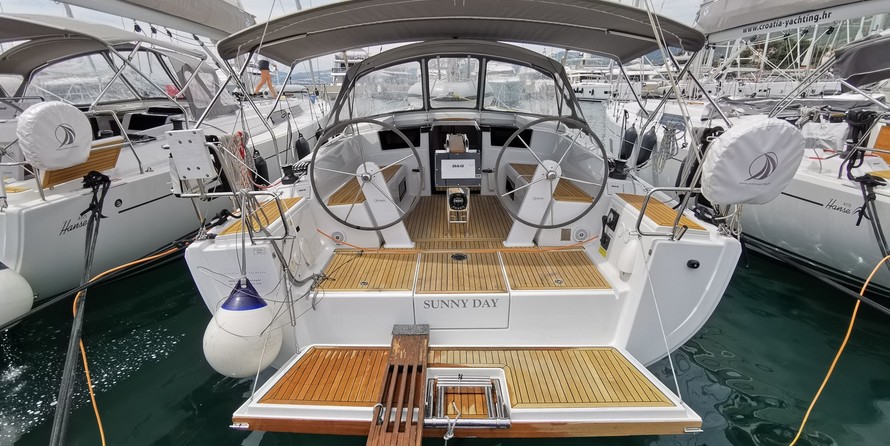 Hanse 388