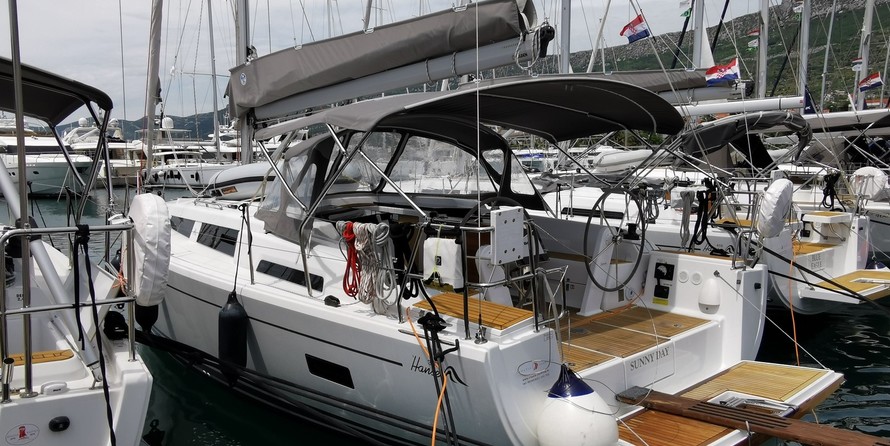 Hanse 388