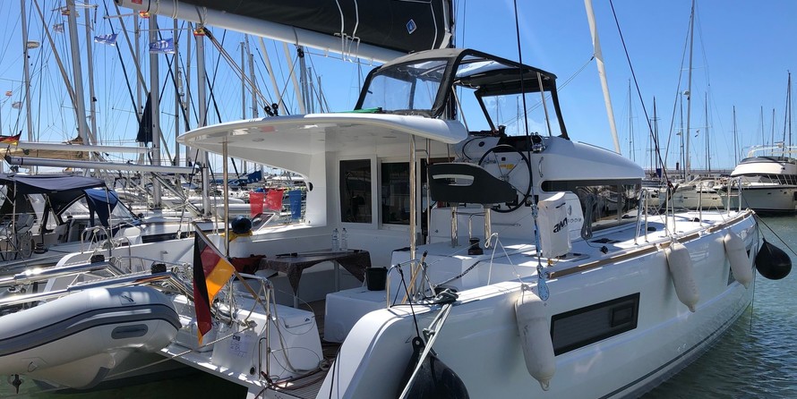 Lagoon 40