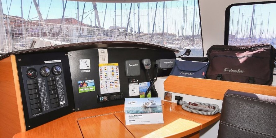 Fountaine Pajot Lipari 41