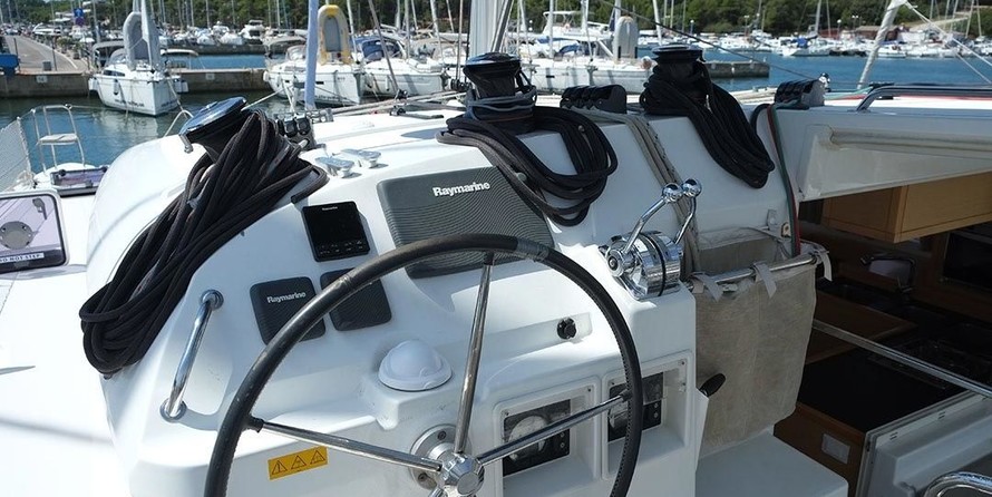 Lagoon 400 S2